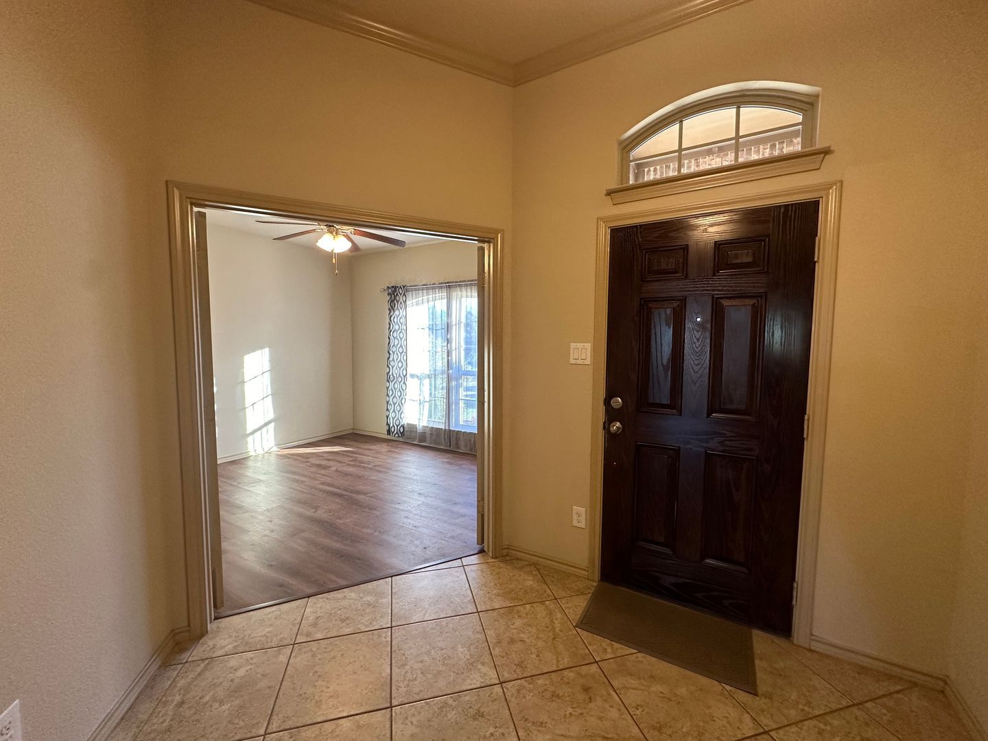 Building Photo - 3108 Tamarack Ln