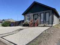 Building Photo - 1425 E Garland Ave