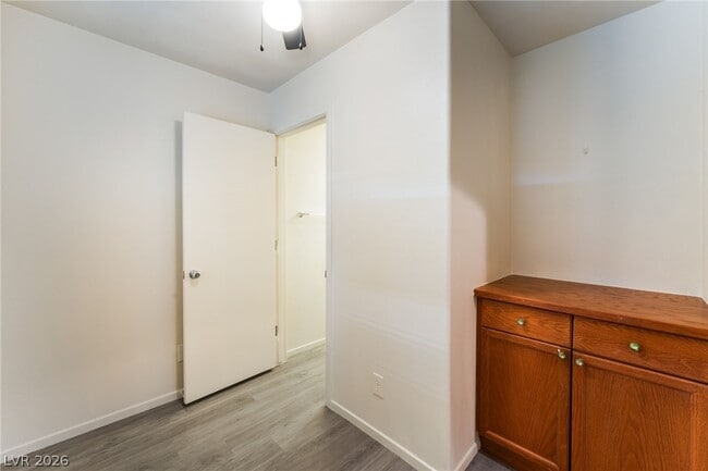 Building Photo - 9004 Successful Ct