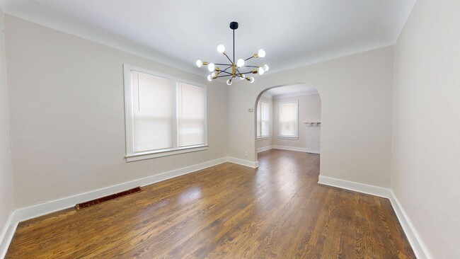 Building Photo - 113 Osceola Dr
