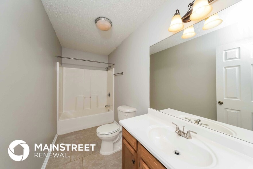 Building Photo - 8908 Greenmoore Dr