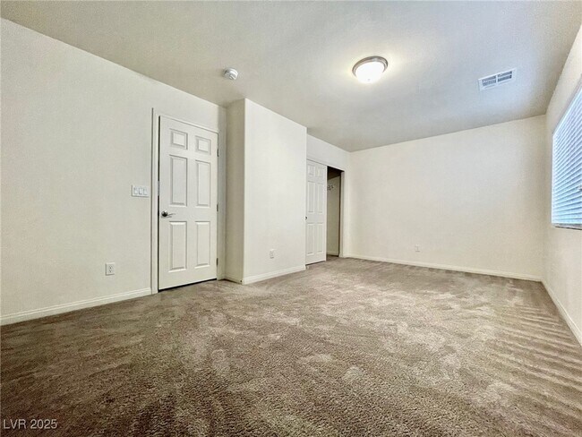 Building Photo - 6408 Tamber Bay Rd