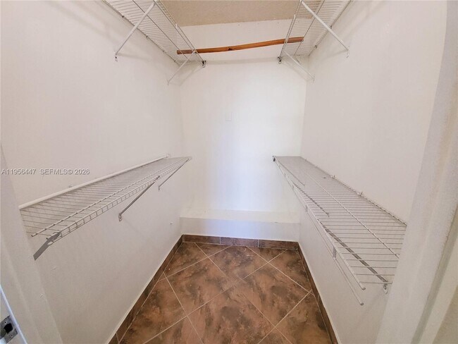 Building Photo - 8363 Lake Dr