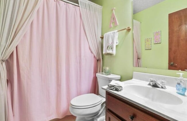 Building Photo - 1500 Aniko Ave