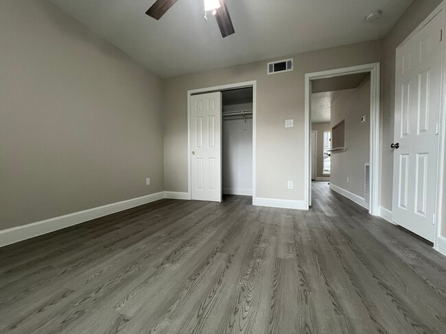 Building Photo - 3305 Red Bluff Rd