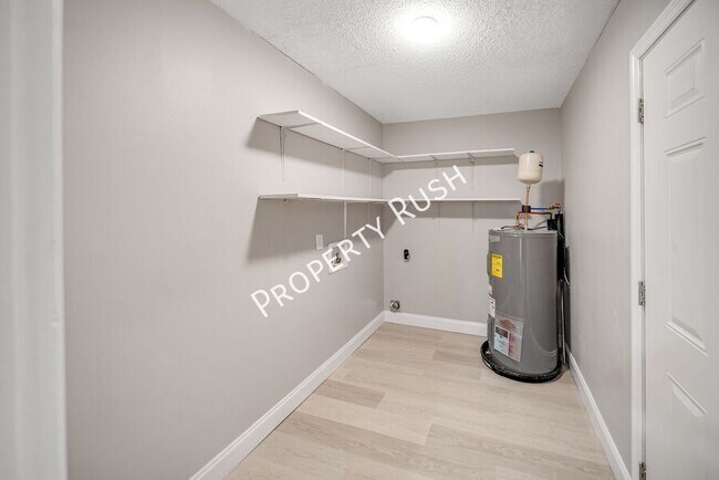 Building Photo - 7118 Shepherd View Cir