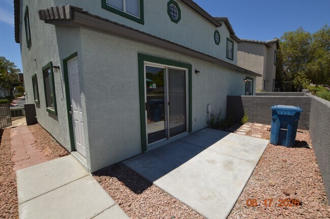 Building Photo - 5738 Wind Dancer Dr
