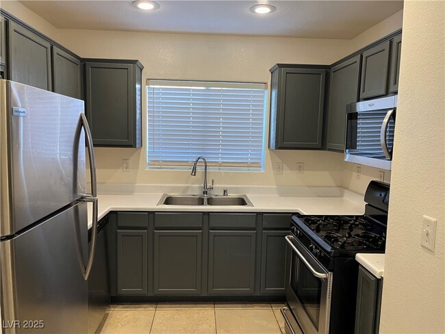 Building Photo - 4061 Asante Cove St
