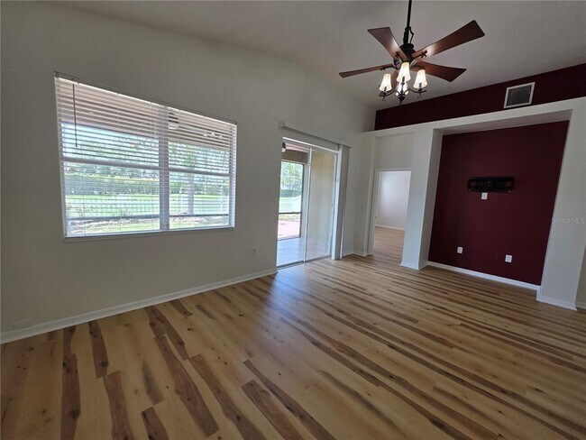 Building Photo - 4732 Mapletree Loop