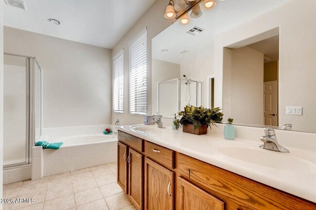 Building Photo - 15261 W Custer Ln