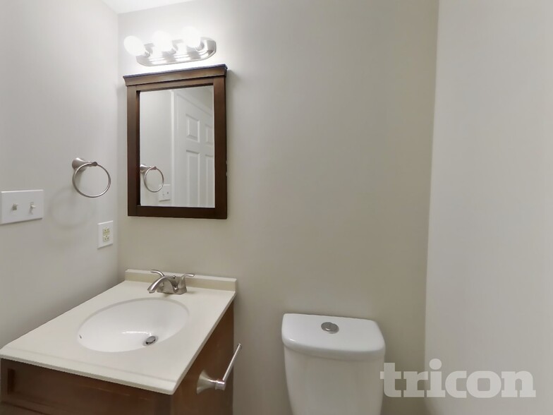 Building Photo - 3695 Masthead Trail