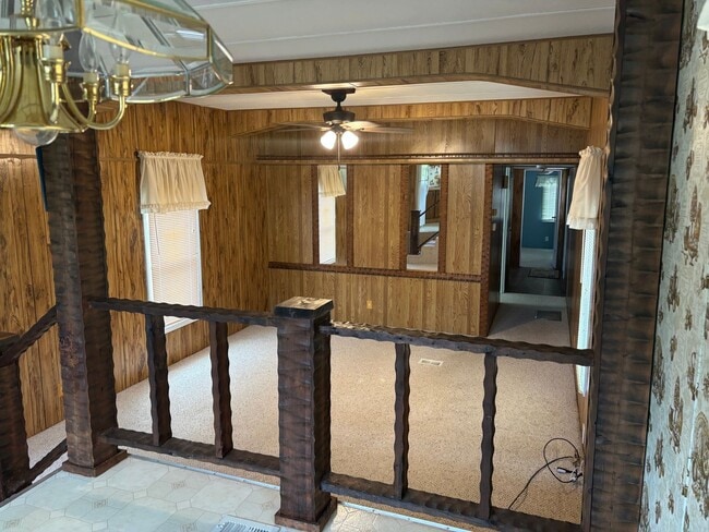 Building Photo - 103 Forest Line Dr
