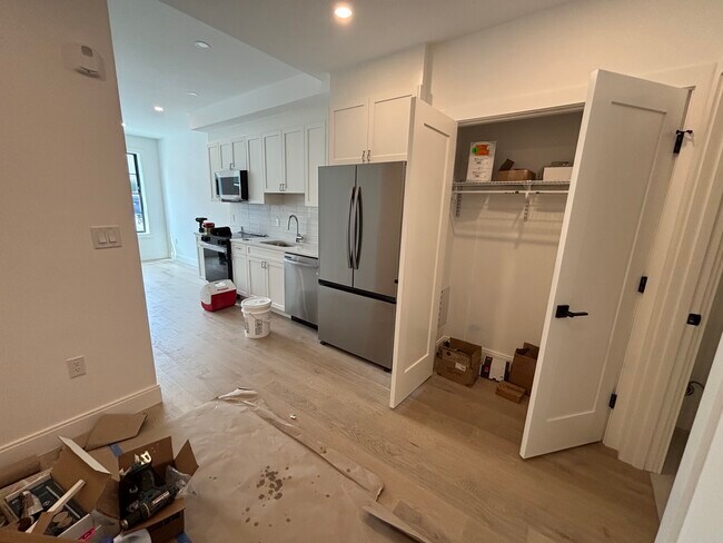 Building Photo - 1439 Tremont St