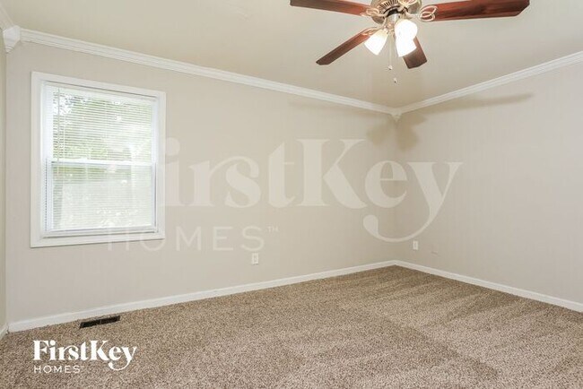 Building Photo - 2796 Water Valley Rd