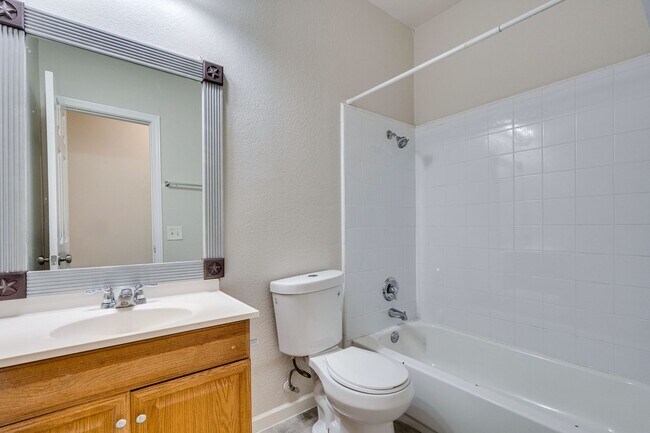 Building Photo - Riddle Oaks Duplex - Slaughter / Manchaca ...