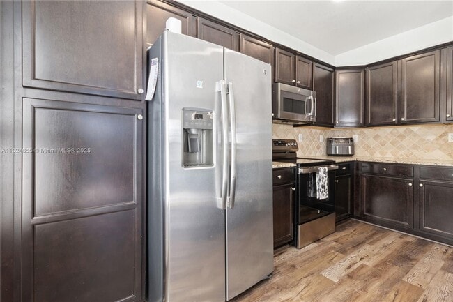 Building Photo - 9301 SW 171st Ct
