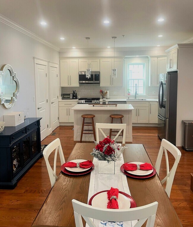 Building Photo - 102 Neponset Ave