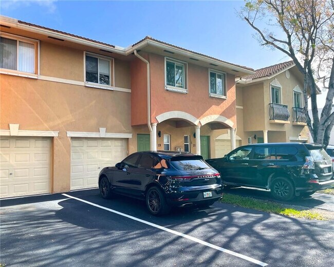 Building Photo - 19 SE 3rd Ave