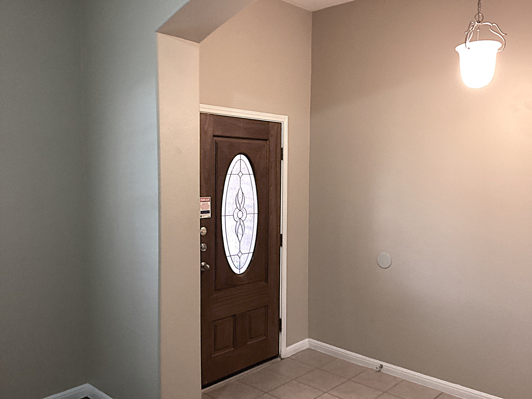 Building Photo - 18505 Sandy Bottom Dr