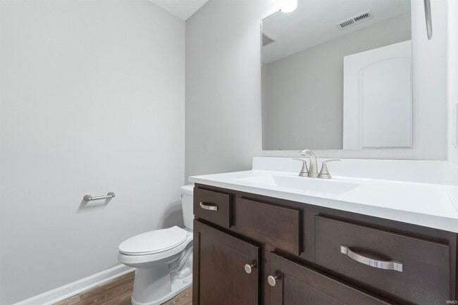 Building Photo - 3595 Canal Square Dr