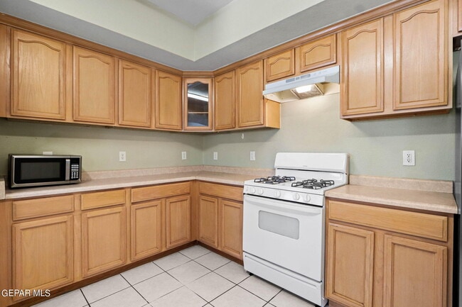 Building Photo - 3008 Tierra Cuervo Dr