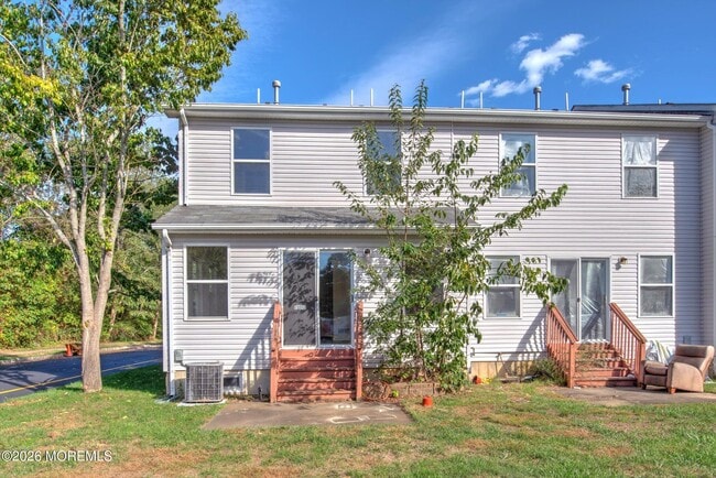 Building Photo - 6 Esplanade Way