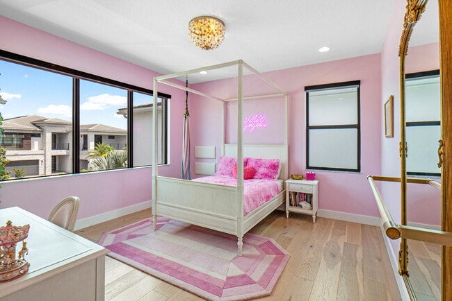Building Photo - 8294 Fishhawk Falls Ct