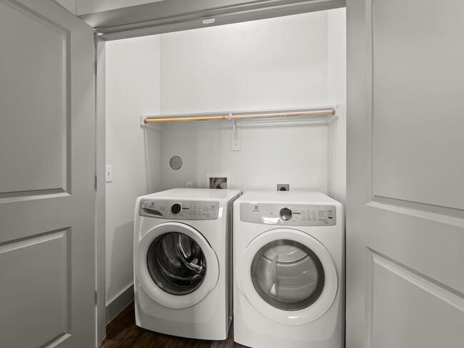 Building Photo - Oak Grove Lane, Aubrey, TX 76227 - 2 BR 2 BA detached house