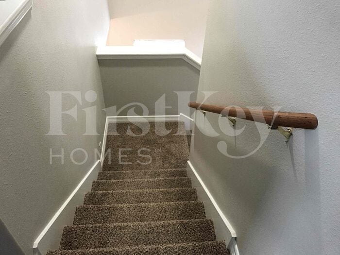 Building Photo - 214 N Native Ln