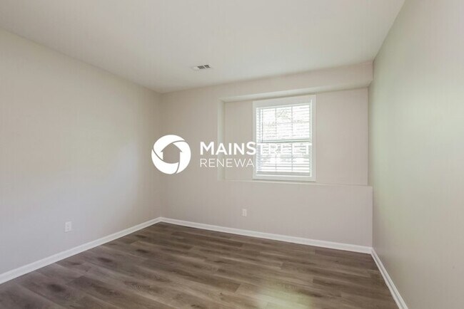 Building Photo - 3 Bedroom Pet-Friendly Home in CHARLOTTE, ...