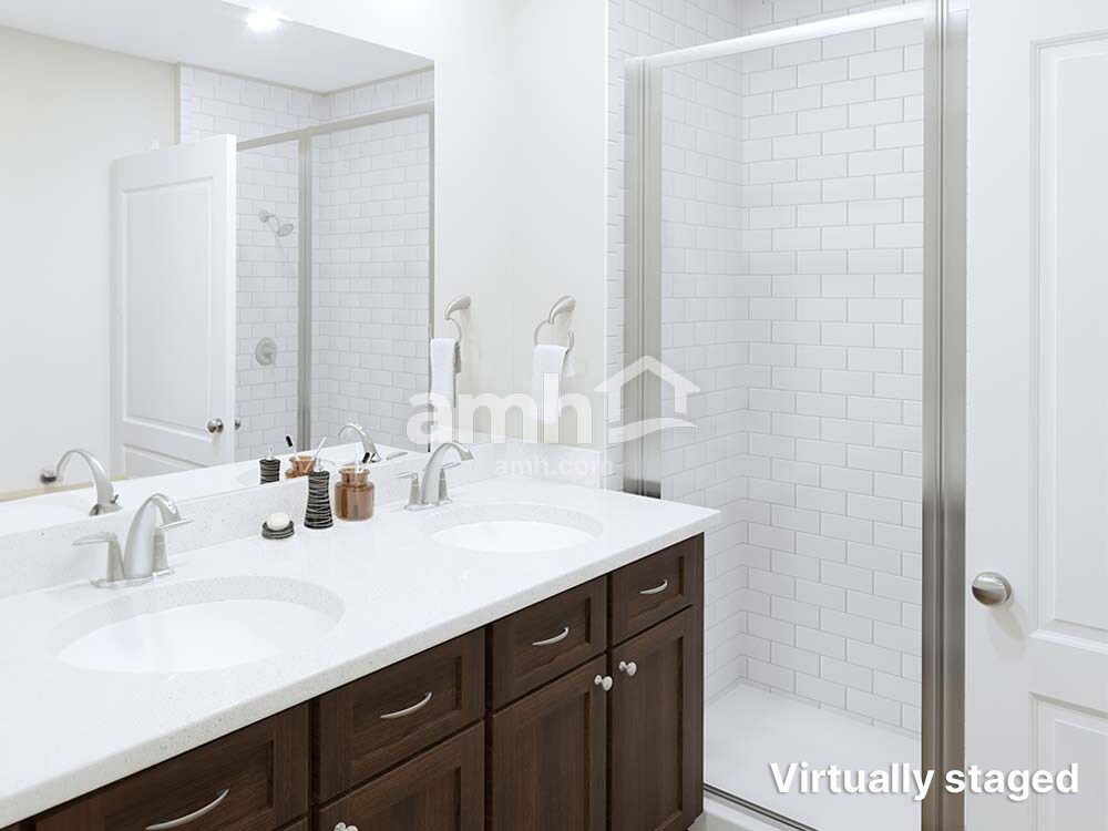 Building Photo - 9444 Wabash St