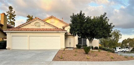 Building Photo - 8558 Sandhill Dr
