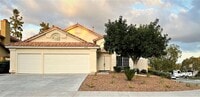 Building Photo - 8558 Sandhill Dr