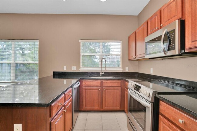 Building Photo - 7100 Sunset Way
