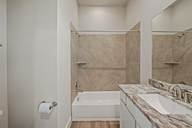 Building Photo - 9016 Lonestar Creekbend Ln