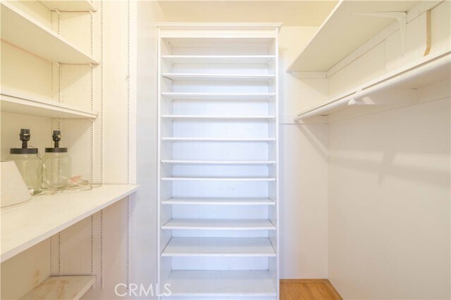 Building Photo - 1227 E 1st St