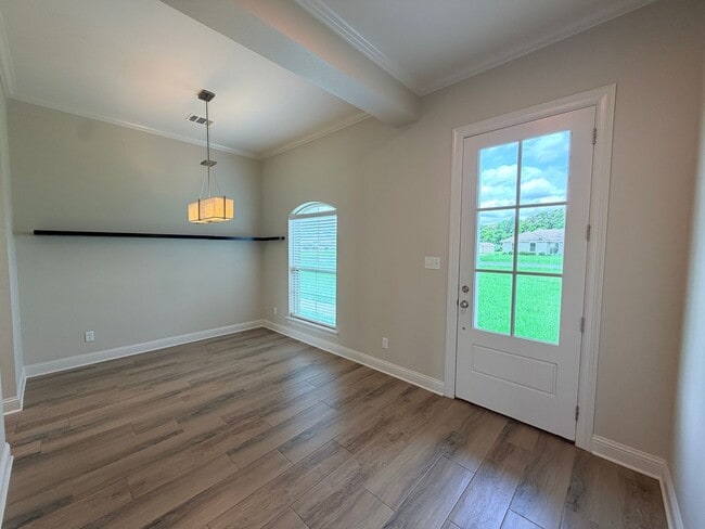 Building Photo - 3520 Windwood Circle.