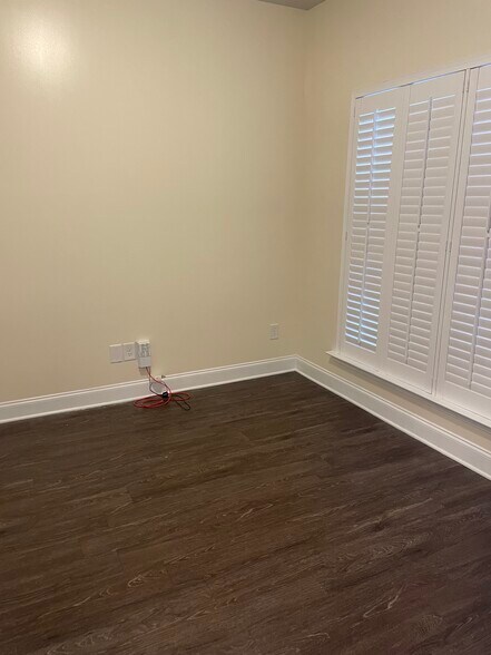 Building Photo - 149 Beallwood Dr