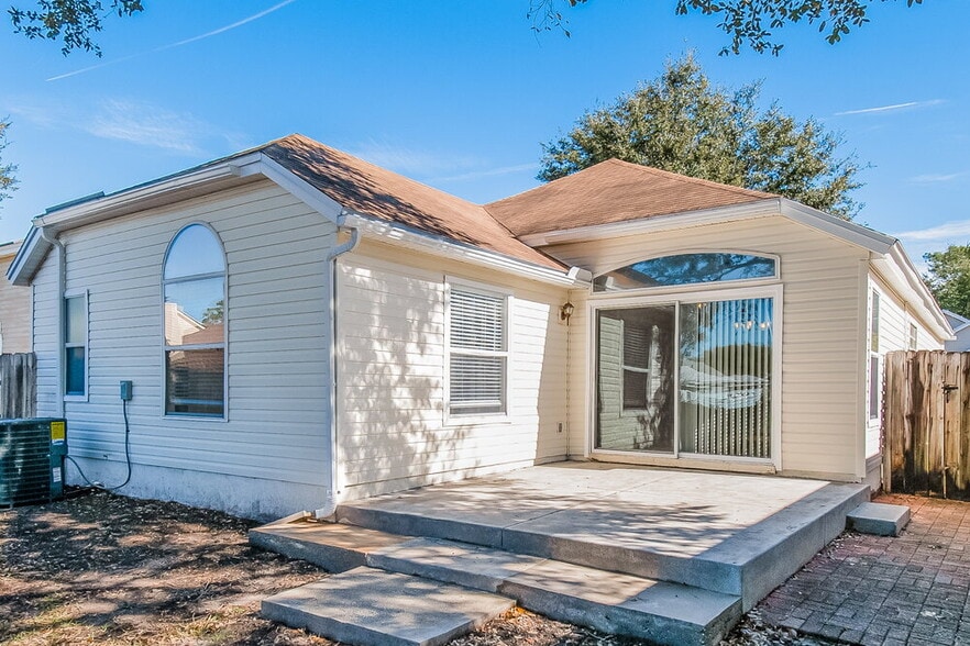 Building Photo - 1148 Brookwood Bluff Rd E