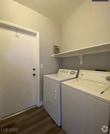 Building Photo - 6424 Quantum Ln