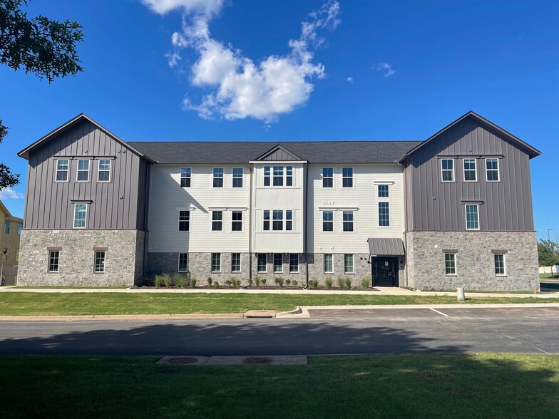 Building Photo - Pure Lowell Apartments