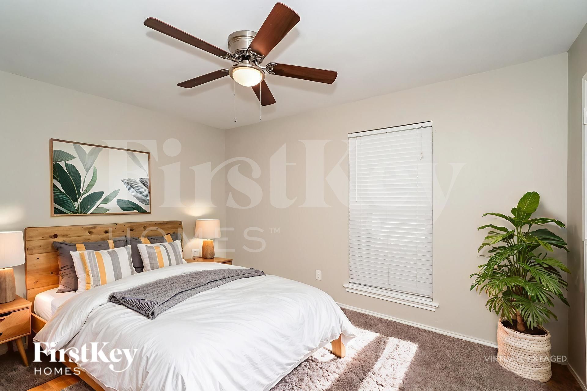 Building Photo - 6104 Skylark Ln