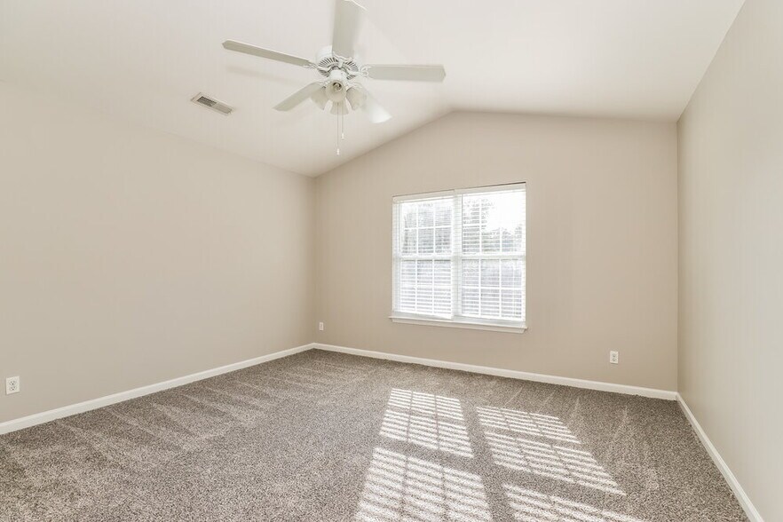 Building Photo - 5056 Hogan Point Ct