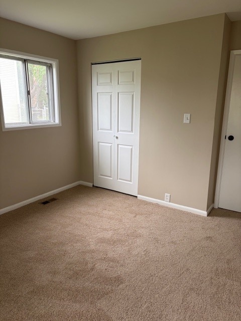 Building Photo - 713 Essex Ave