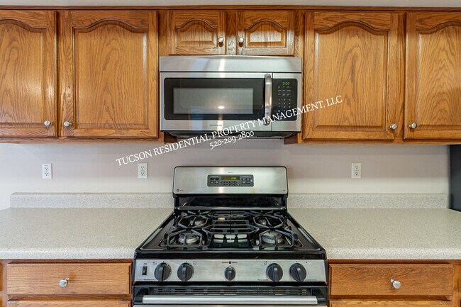 Building Photo - 7661 S Freshwater Pearl Dr