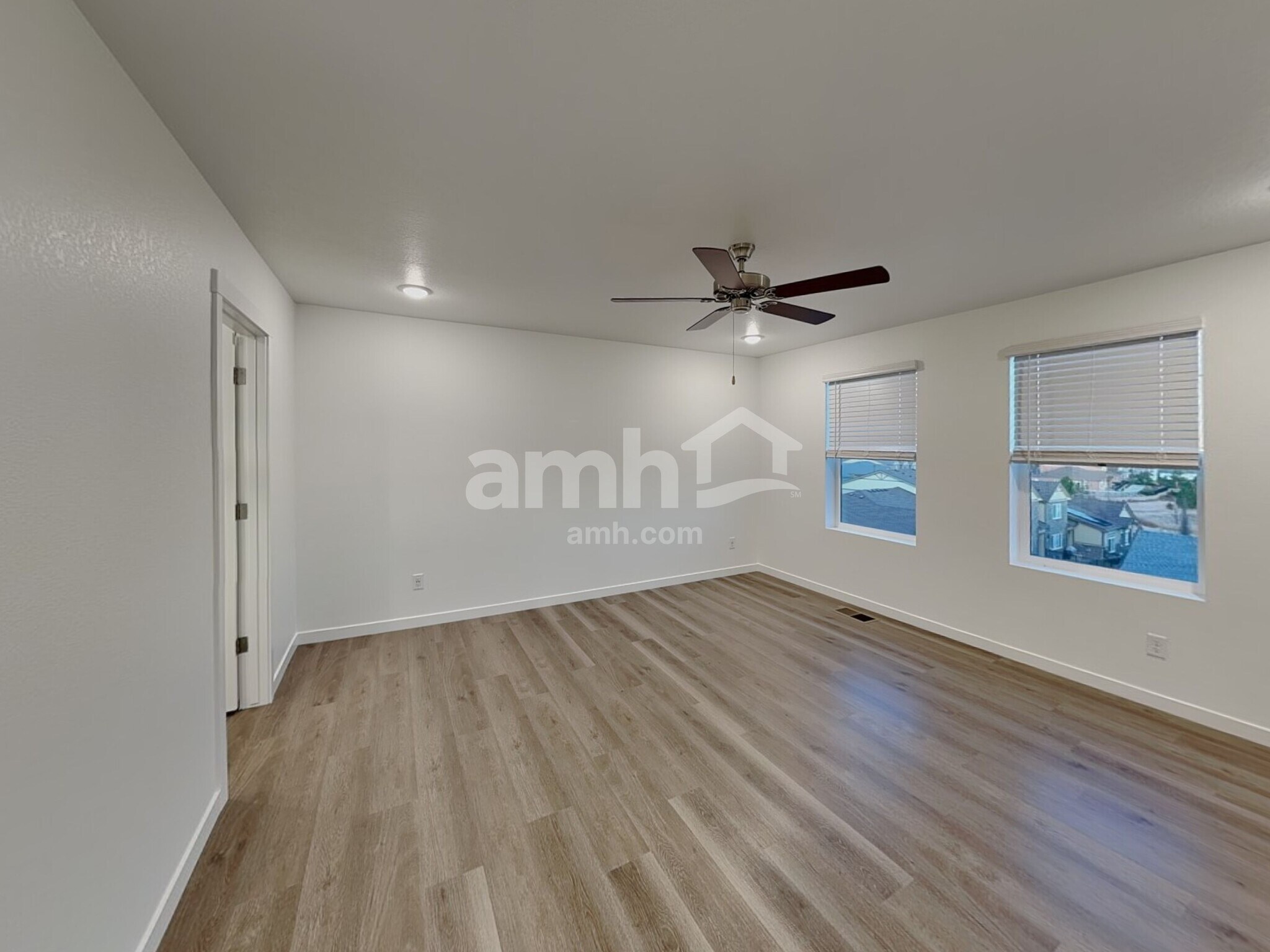 Building Photo - 26136 E Calhoun Pl