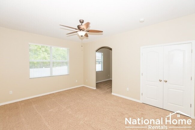 Building Photo - Marvelous Home in Spring Hill, Florida!