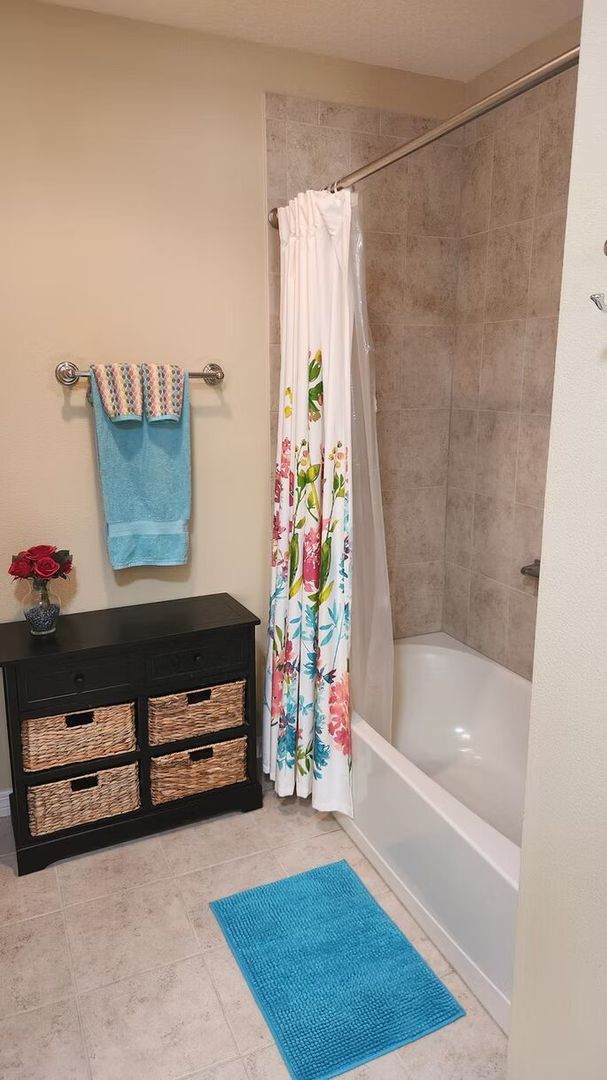 Building Photo - 3025 Bartow Ln