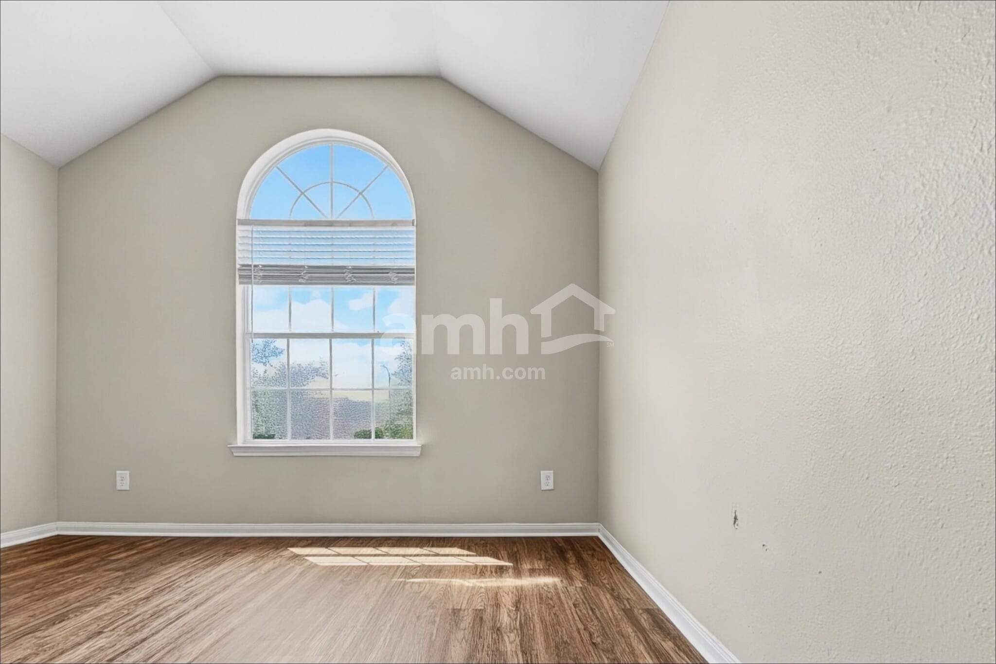 Building Photo - 2606 Bammelwood Dr
