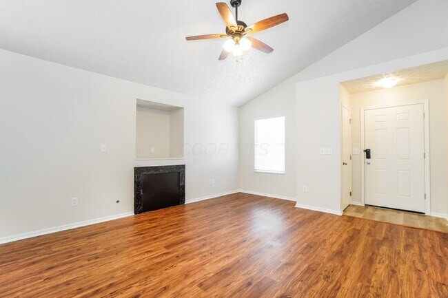 Building Photo - 5393 Blanchard Dr